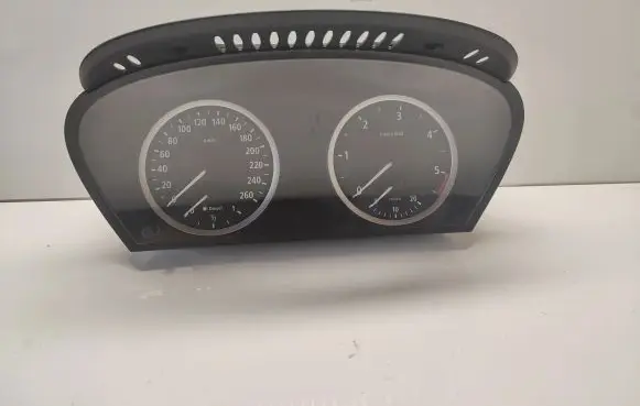 BMW 5 E60 E61 Speedometer (instrument cluster) 110080213486 62116974576