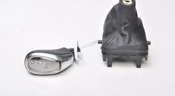 Volvo XC60 Gear shifter surround trim plastic 