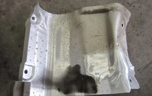Mercedes-Benz E A207 Exhaust heat shield A2046802222