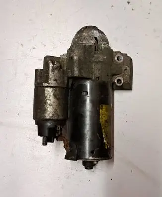 BMW 1 E81 E87 Starter motor 0001148010 20111015