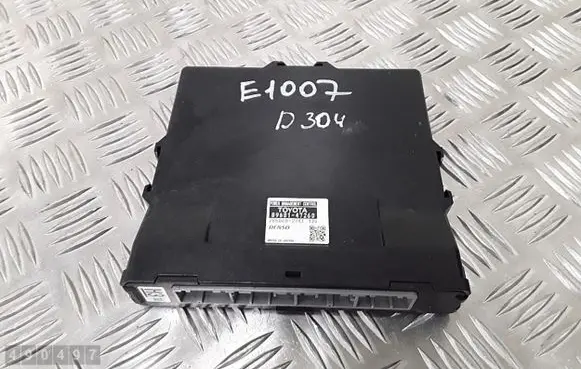 Toyota Prius (XW30) Engine control unit/module 8968147260