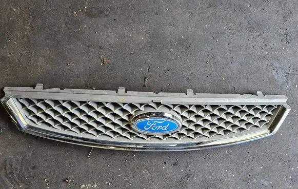 Ford Galaxy Front grill 7M5853653A