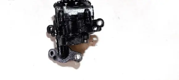 Ford Mondeo Mk III Oil pump 1s7q6600 070905165