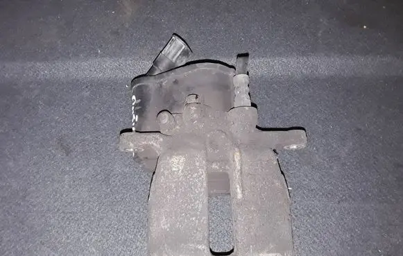 Audi A6 S6 C6 4F Rear brake caliper 32332082 01451965