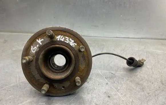 Opel Antara Rear wheel hub