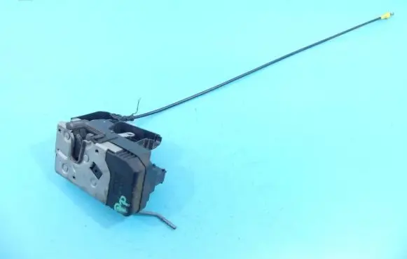 Renault Trafic II (X83) Front door lock 8200008248 IMPRK1101259