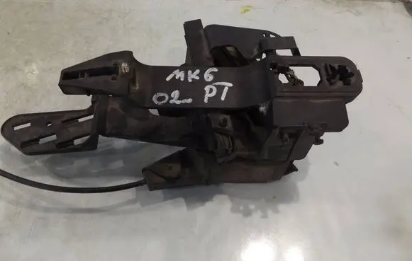 Ford Fiesta Rear door lock