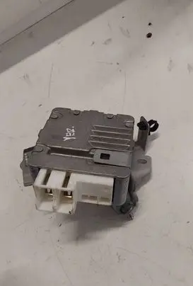 Toyota Yaris Power steering control unit/module 89650-0D110