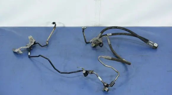 BMW X5 F15 Turbo turbocharger oiling pipe/hose P685128101