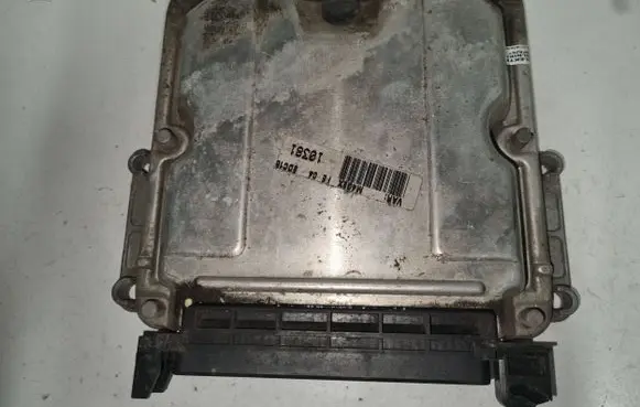 Citroen Berlingo Engine control unit/module 9636255480 0281010138 EDC15C2