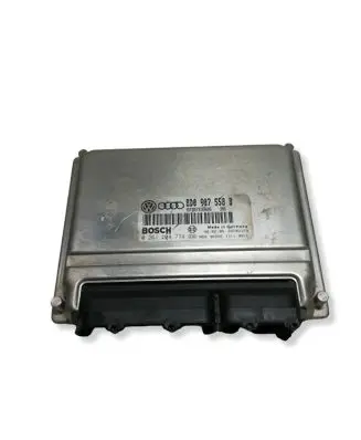 Volkswagen PASSAT B5 Engine control unit/module 8D0907558B 26SA5119 0261204774