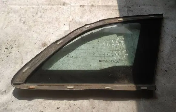 Opel Insignia A Rear side window as2