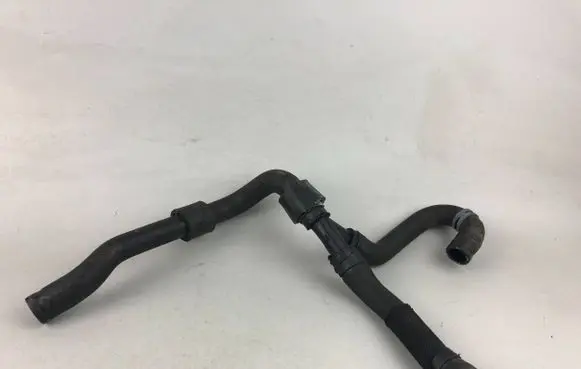 Volkswagen Golf VIII Engine coolant pipe/hose 5Q0122051