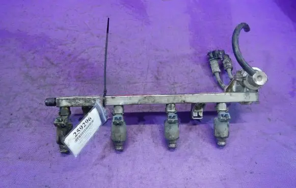 Opel Astra G Fuel main line pipe