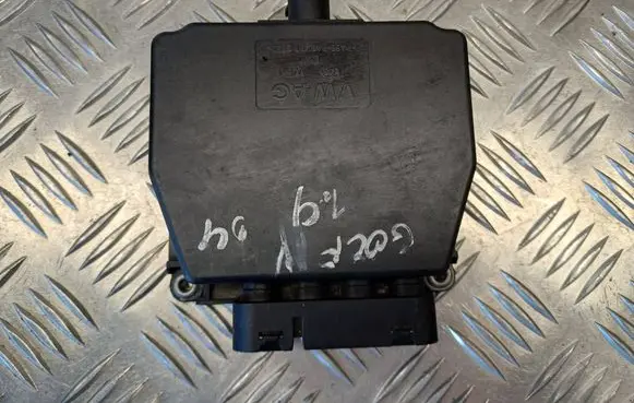Volkswagen Golf V Vacuum valve 6Q0906625