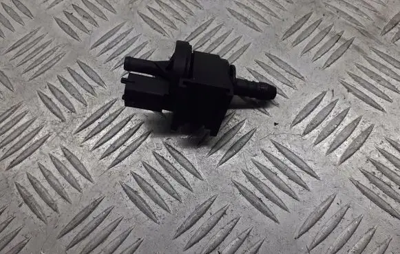 Opel Corsa C Valve vacuum 09129886