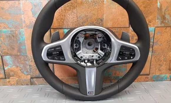 BMW X6 G06 Steering wheel 5A4B4A7 32305A4B4A7