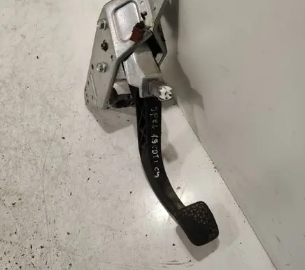 Clutch pedal