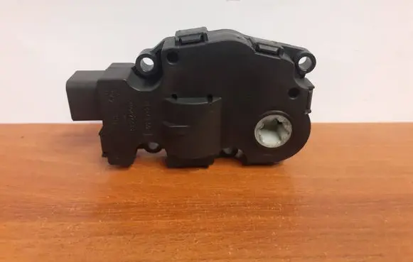 BMW X6 E71 Air flap motor/actuator 412650752 410475522