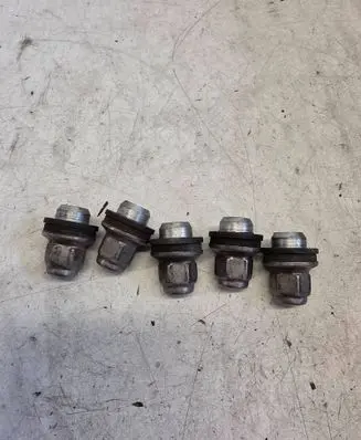 Jaguar XF X260 Nuts/bolts 1234