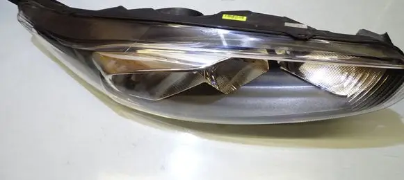 Ford Fiesta Headlight/headlamp C1BB-13W029-AD