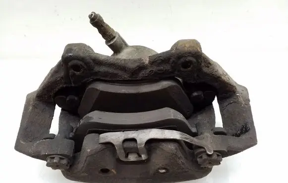 Mercedes-Benz C W204 Front brake caliper