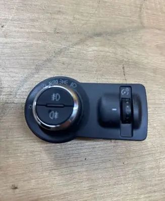 Opel Insignia A Light switch 13268707