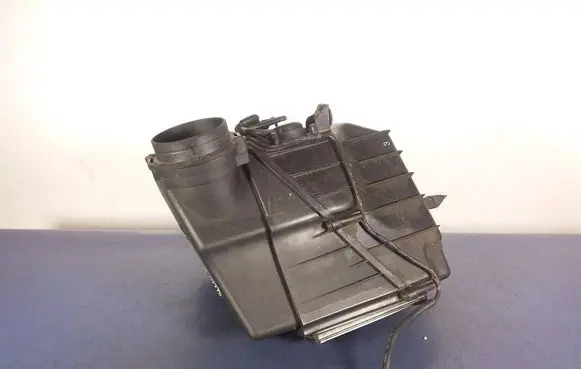 Audi A8 S8 D3 4E Air filter box 06E133836