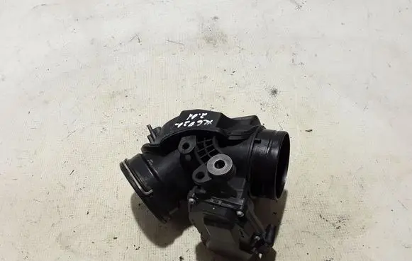 Volvo XC60 Electric throttle body valve 32290142