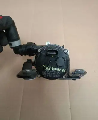 Hyundai Tucson IV NX4 Electric auxiliary coolant/water pump 369103D921