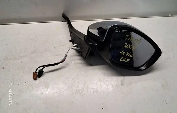 Peugeot 2008 I Front door electric wing mirror