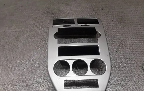 Jeep Patriot Climate control/heater control trim 