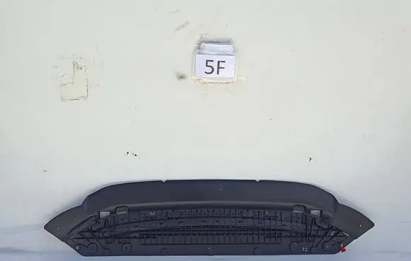 Audi A5 Front bumper skid plate/under tray 8W6807611D