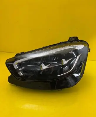 Mercedes-Benz E W213 Headlight/headlamp A2139067509