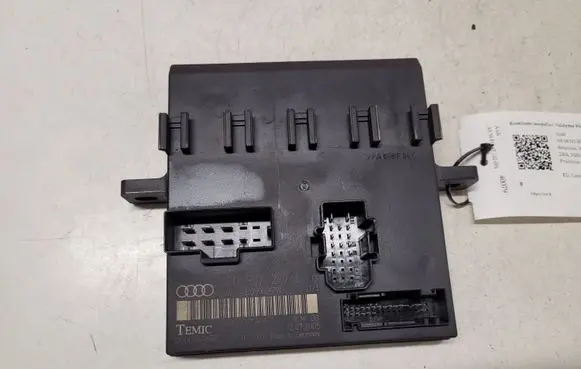 Audi A8 S8 D3 4E Comfort/convenience module 4E0907279 4E0910279 D2T5G12AHF