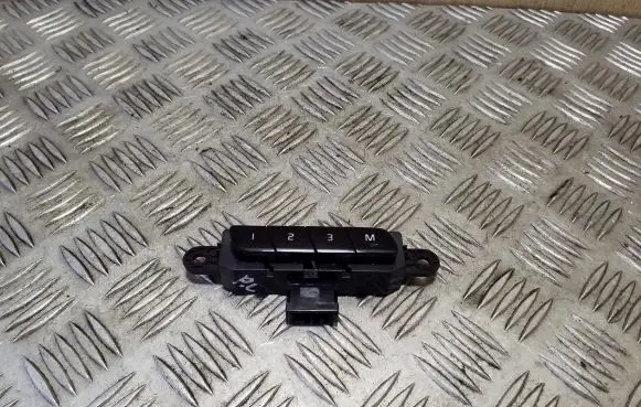 Volvo XC90 Seat memory switch 31376461