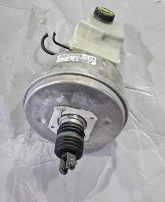 Mercedes-Benz GL X166 Brake booster A1664301230 1664301230