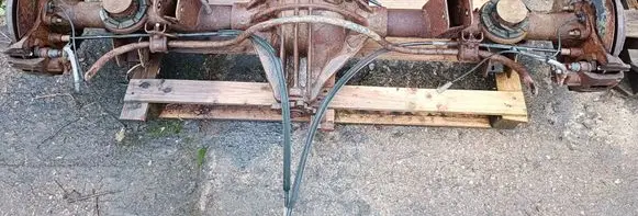 Jeep Grand Cherokee (WK) Rear axle beam with reductor 52111930AC GSC4 6195