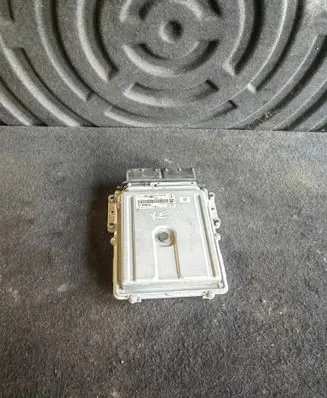 Jaguar XE Engine control unit/module GPLA12C520PAB