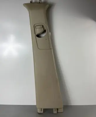 Jeep Grand Cherokee (B) pillar trim (top) I01976050BAR