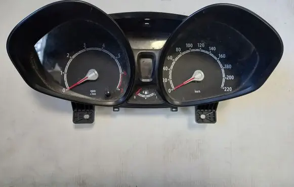 Ford Fiesta Speedometer (instrument cluster) 8A6T10849AL