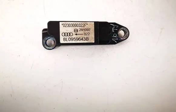 Audi A3 S3 8L Airbag deployment crash/impact sensor 8L0959643B