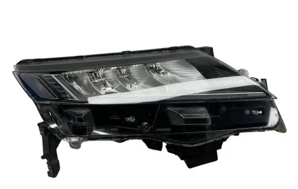 Mitsubishi ASX Headlight/headlamp 8301D482 67436326
