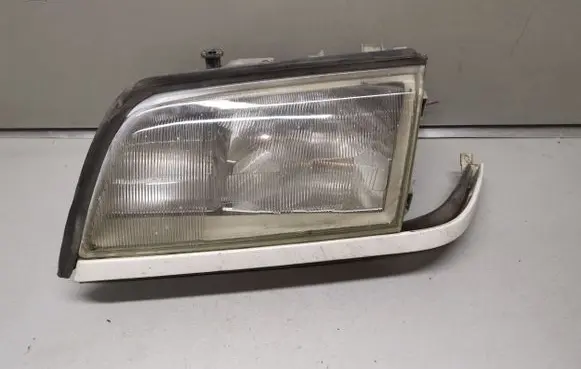 Mercedes-Benz C W202 Headlight/headlamp 1305230124