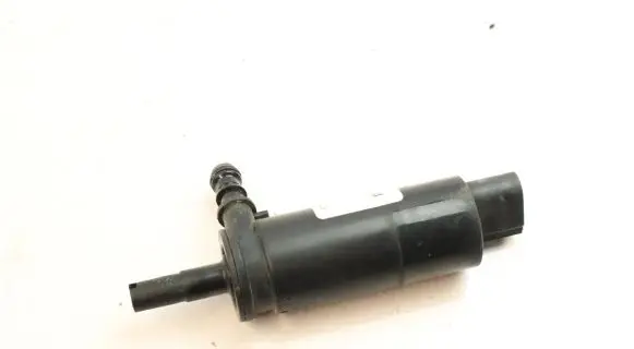 BMW 5 E60 E61 Headlight washer pump 6973097 57786310