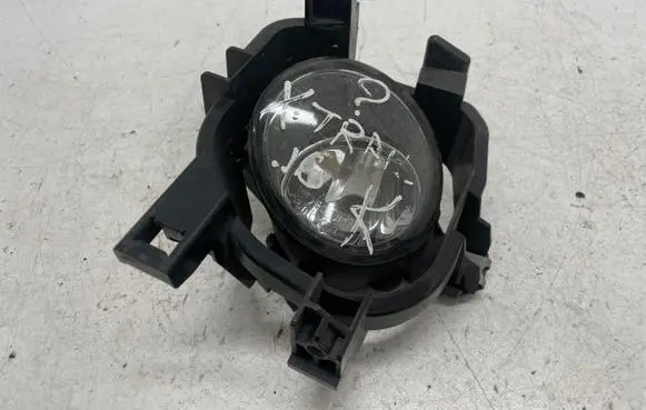 Nissan Qashqai Front fog light 261558992A