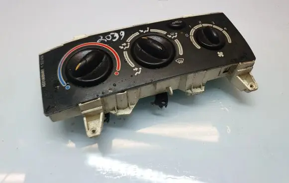 Renault Scenic I Climate control unit 100885