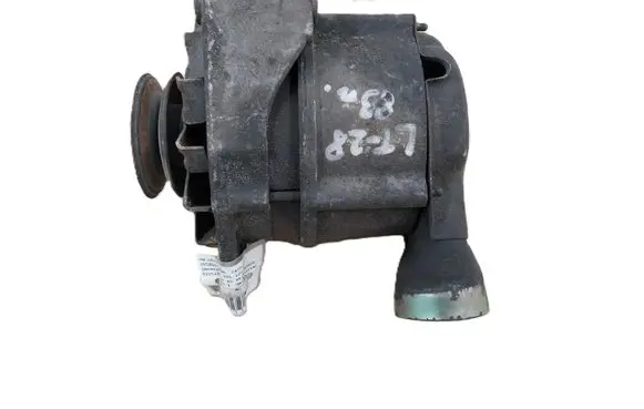 Volkswagen I LT Generator/alternator 0120489986 076903023D