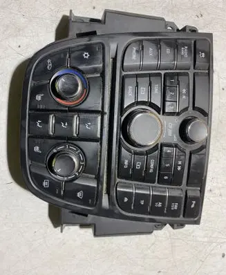 Opel Meriva B Climate control unit 13360100