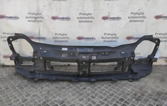 Opel Vivaro Radiator support slam panel